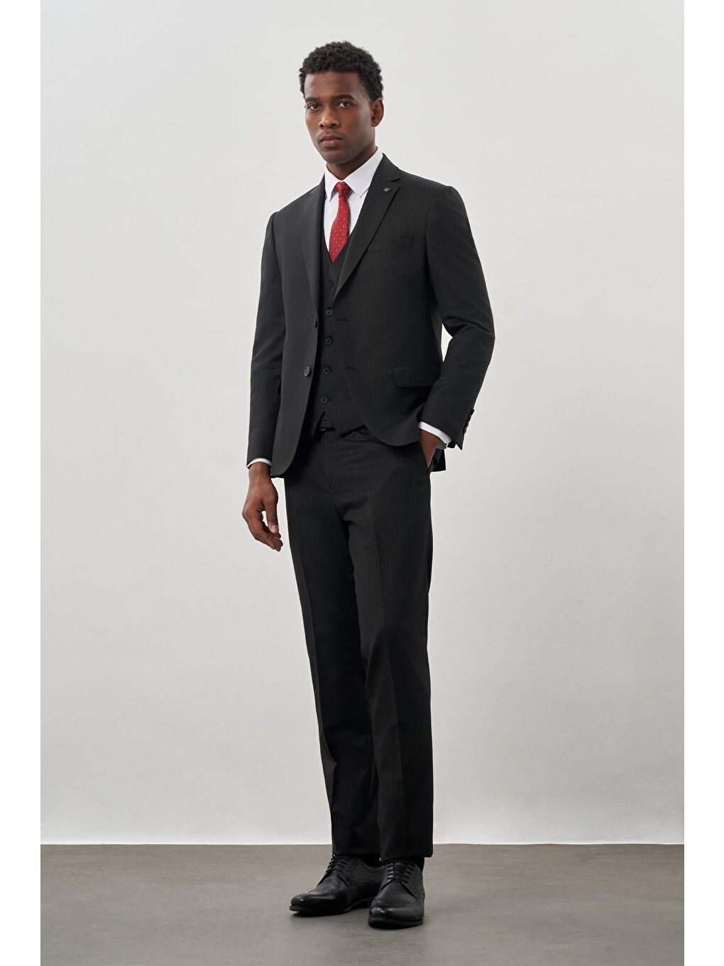 Siyah Bez Ayağı Kılıç Yaka Tam Astar Yelekli 6 Drop Slim Fit Takım Elbise 1001245177-1