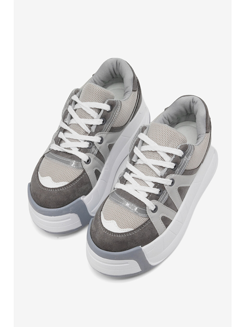 Kadın Gri Yüksek Taban Rahat Bağcıklı Sneaker-1