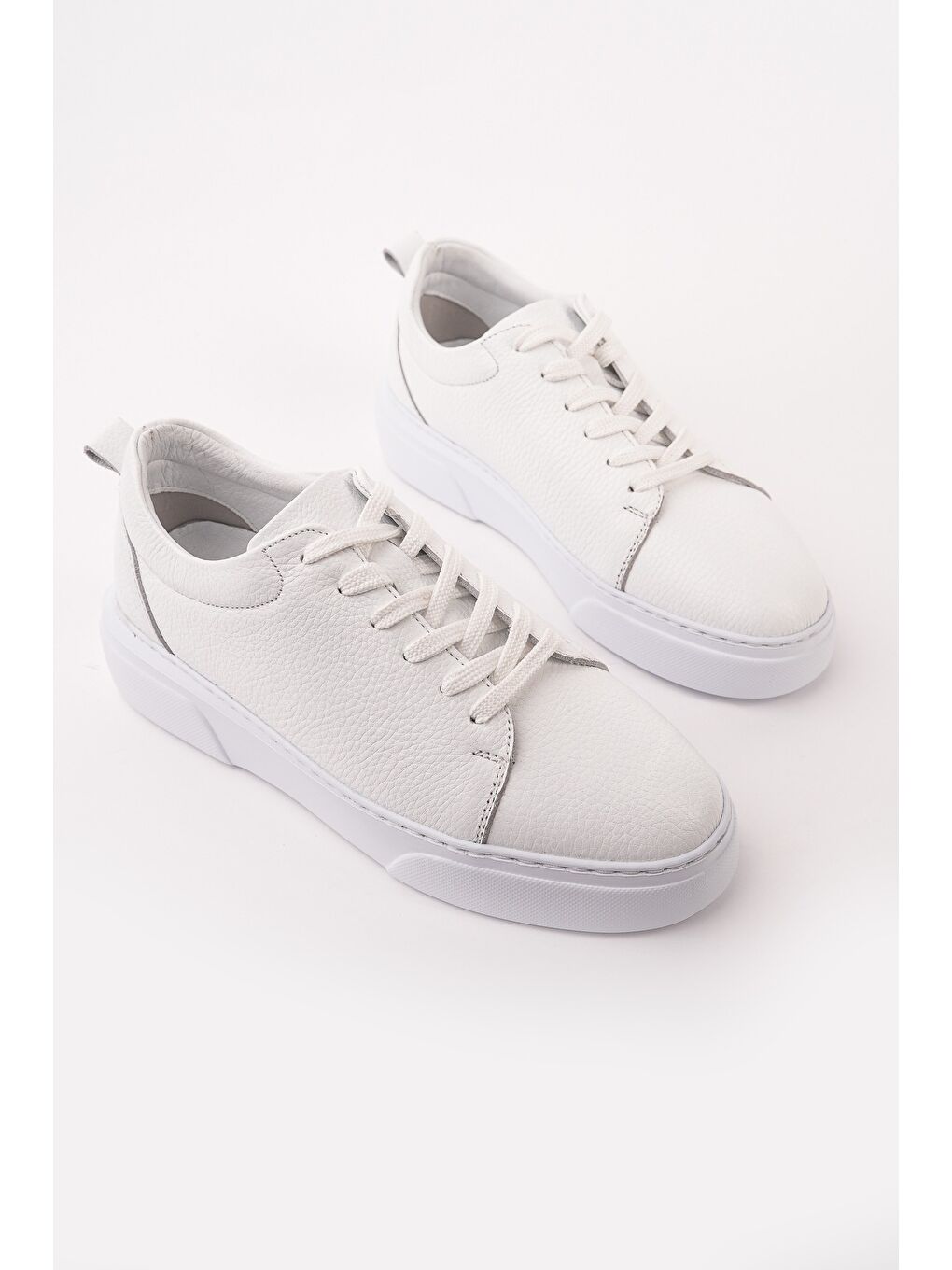 Beyaz LEONS Hakiki Deri Erkek Kalın Taban Bağcıklı Günlük Casual Sneaker
