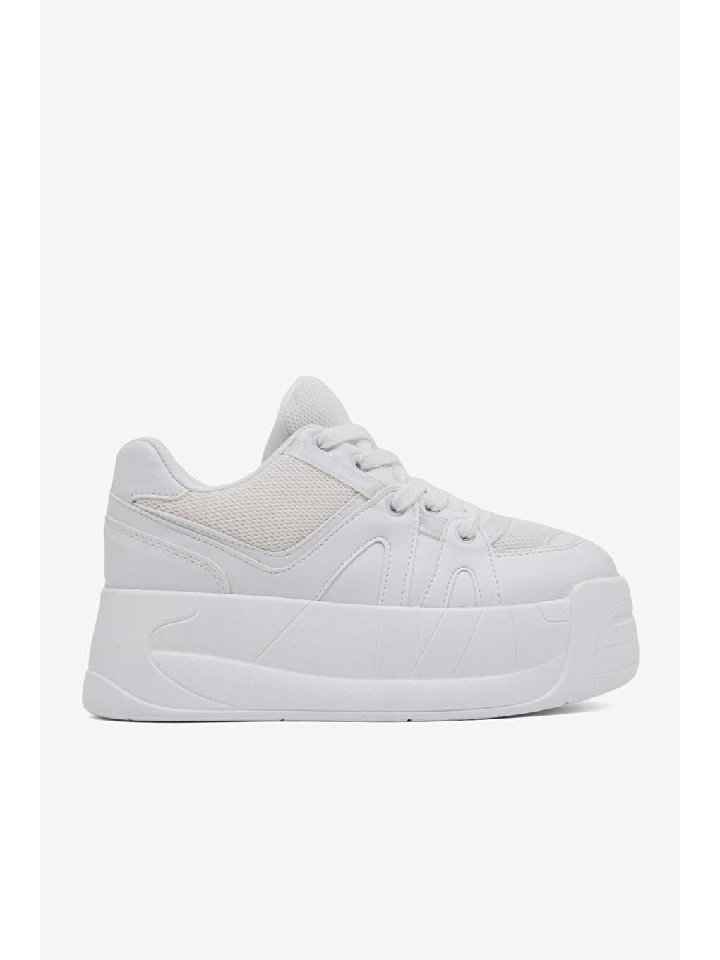 Kadın Beyaz Yüksek Taban Rahat Bağcıklı Sneaker-2