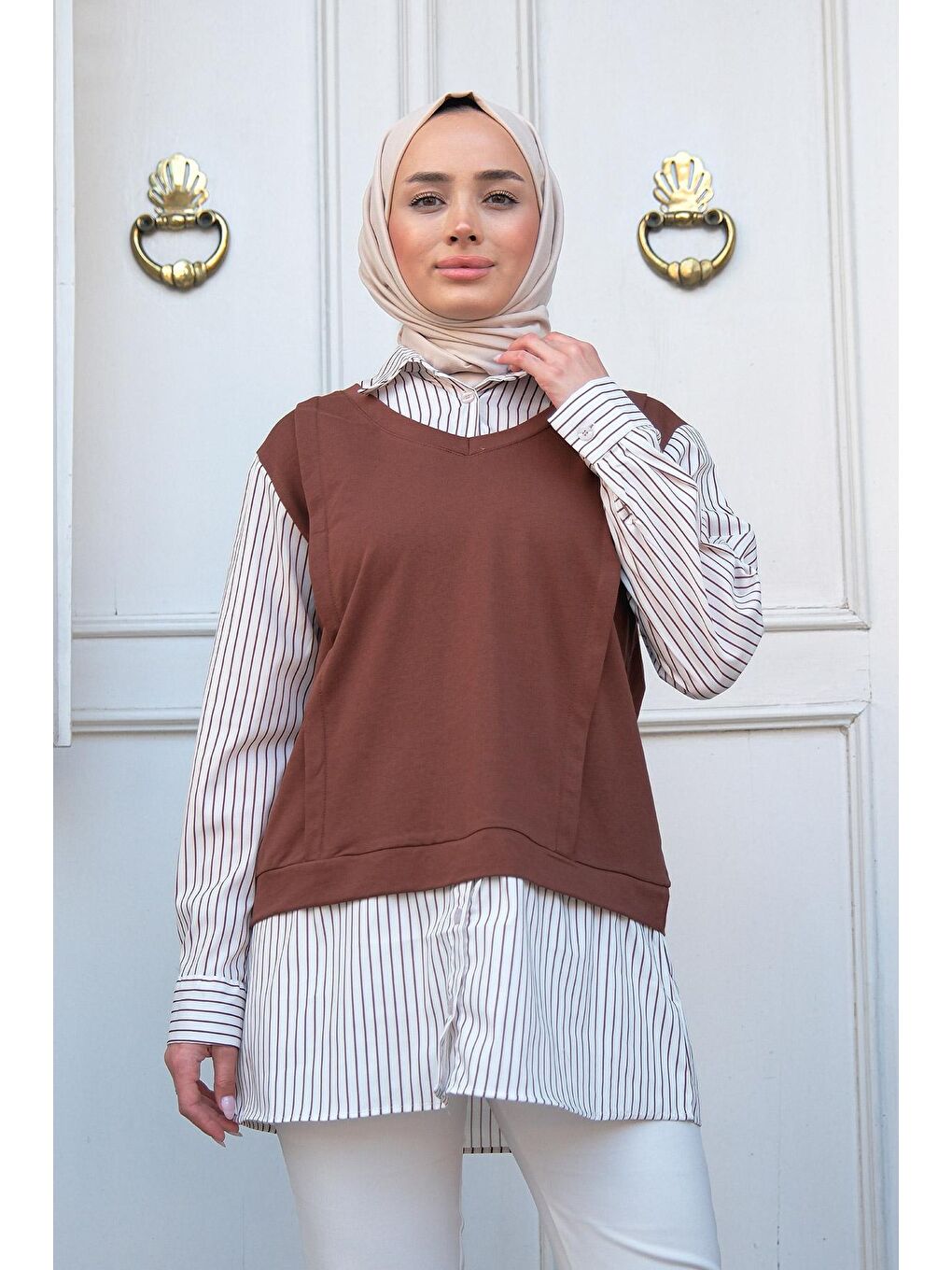 Çizgili Gömlek Detaylı Tunik Kahverengi