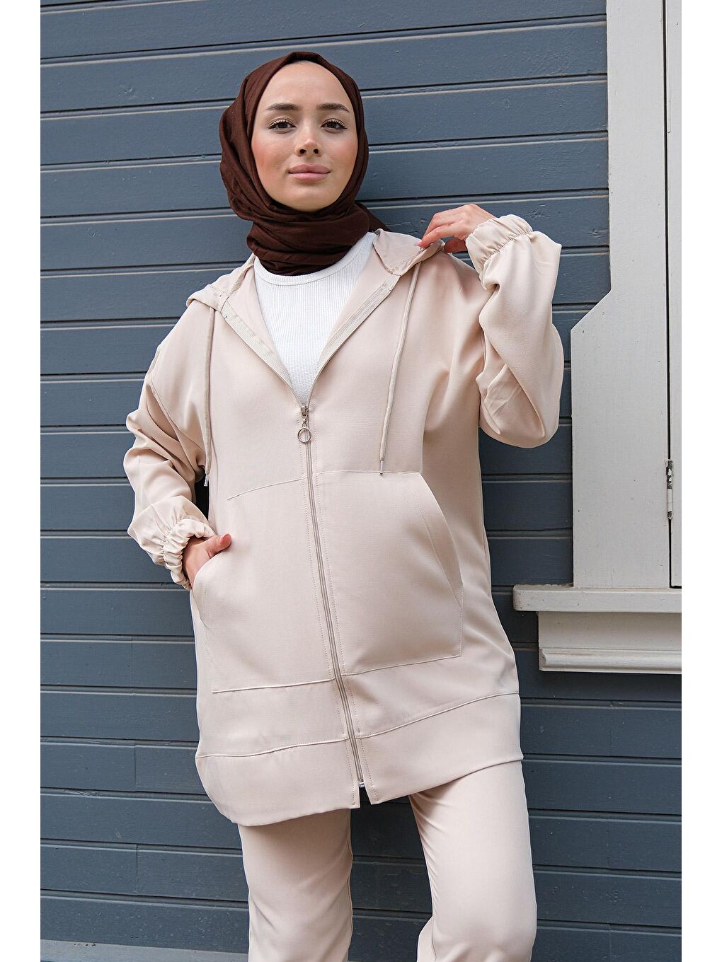 Ekru Kapüşonlu Çift Cepli İkili Takım Krem-4