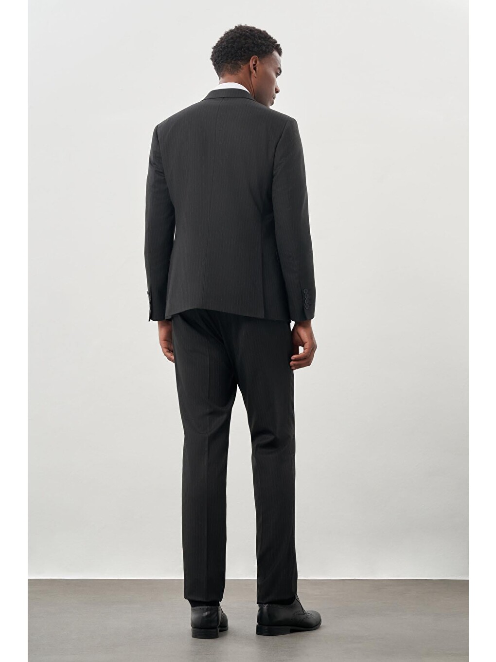 Siyah Bez Ayağı Kılıç Yaka Tam Astar Yelekli 6 Drop Slim Fit Takım Elbise 1001245177-4