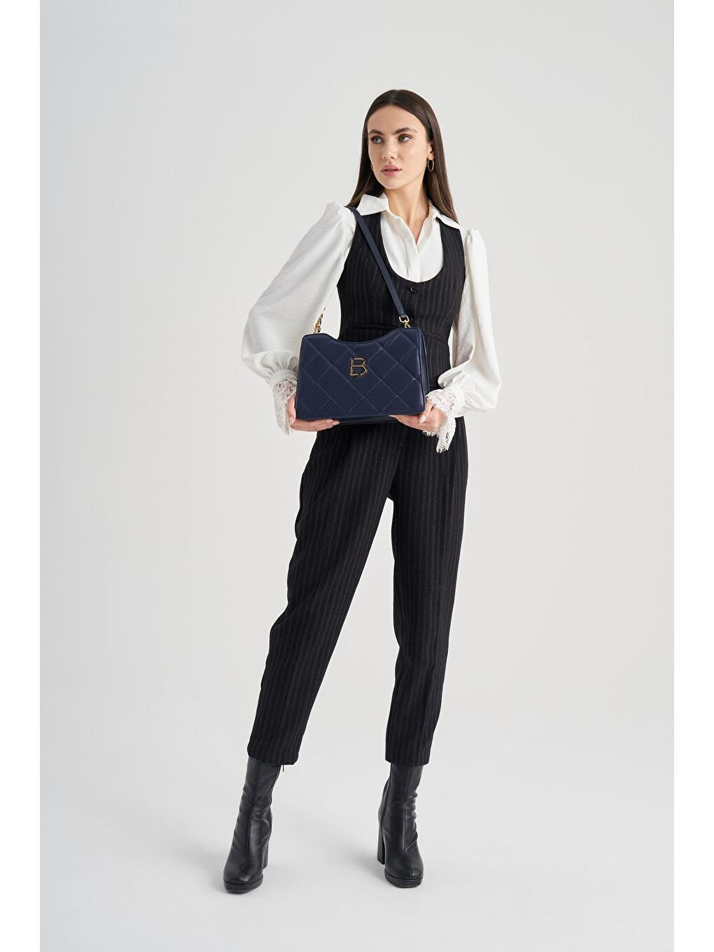 Lacivert Kadın Zincir Detaylı Omuz Çantası-1