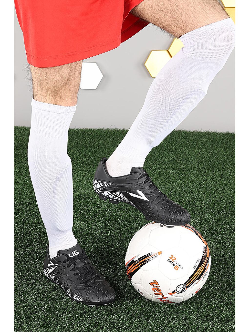 Siyah Soma KM Krampon Çim Saha Erkek Futbol Ayakkabı-1