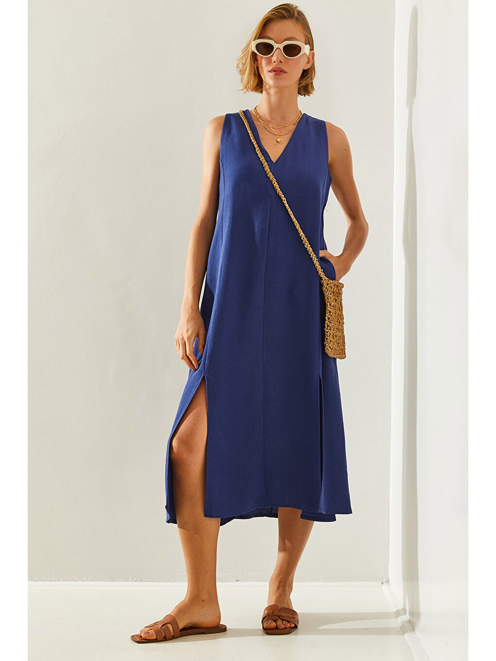 Lacivert Kadın V Yaka Yırtmaçlı Cepli Basic Keten Görünümlü Fr Elbise