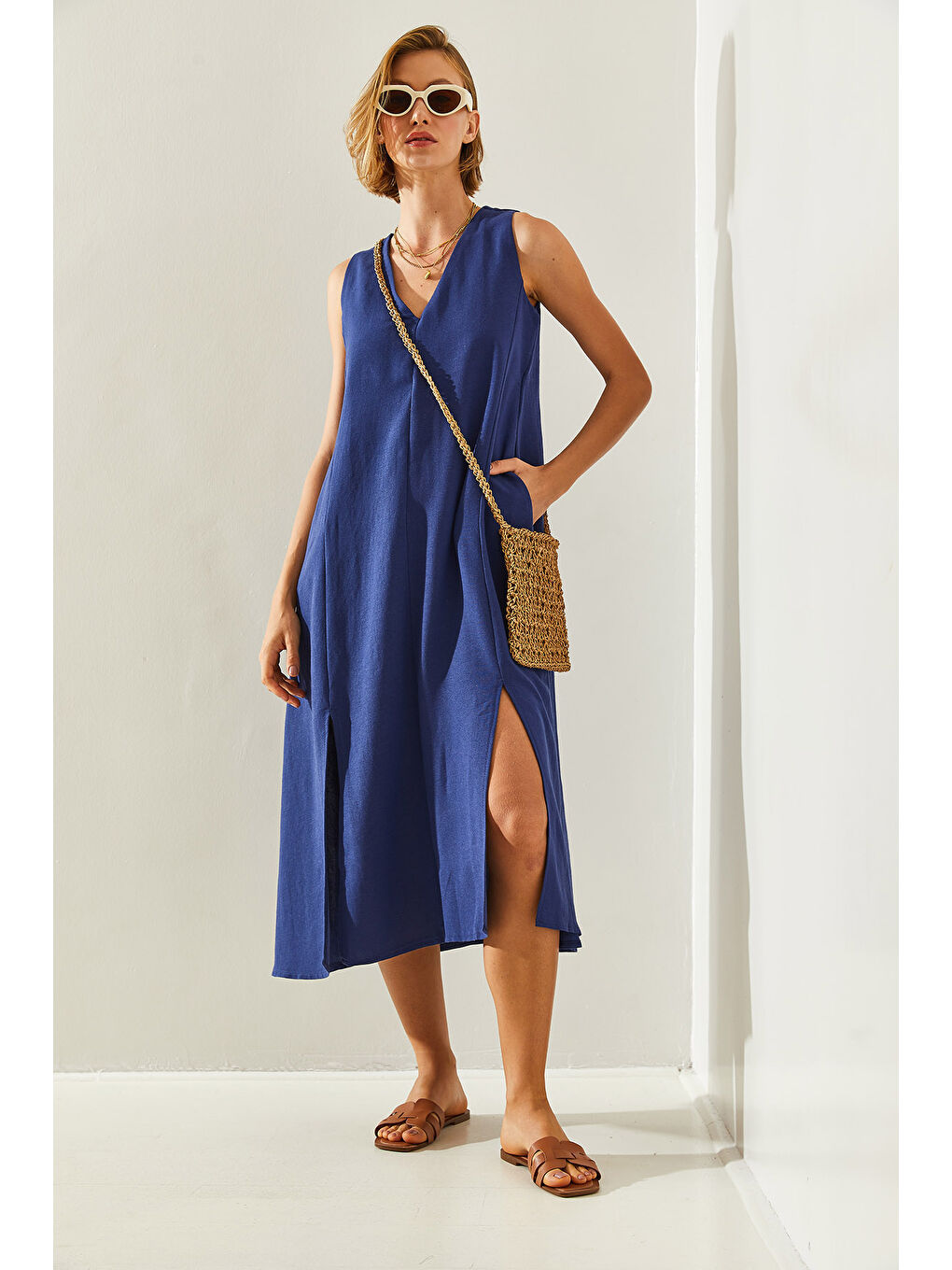 Lacivert Kadın V Yaka Yırtmaçlı Cepli Basic Keten Görünümlü Fr Elbise-5