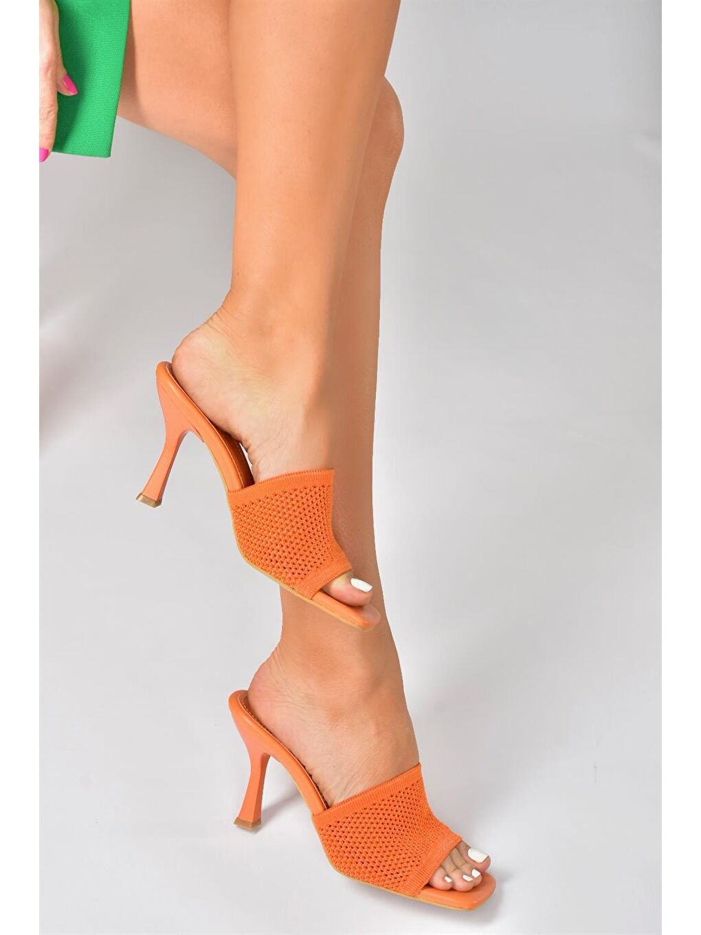 P590033357 Turuncu Kadın Terlik-1