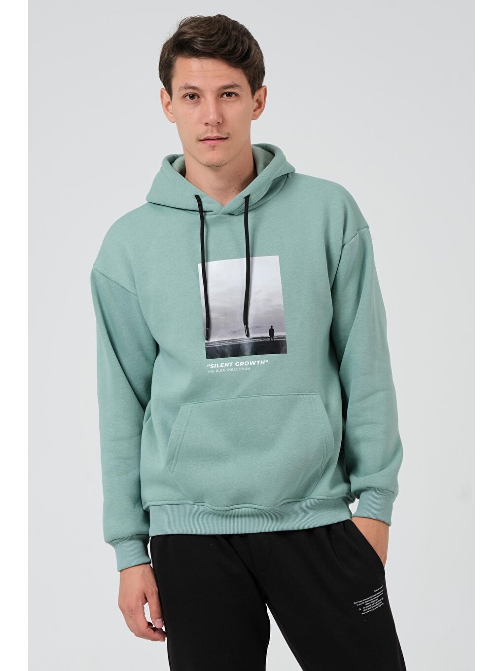 Yeşil Oversize Fit Kapüşonlu Yaka Kanguru Cepli İçi Yumuşak Tüylü Baskılı  Erkek Hoodie RF0306