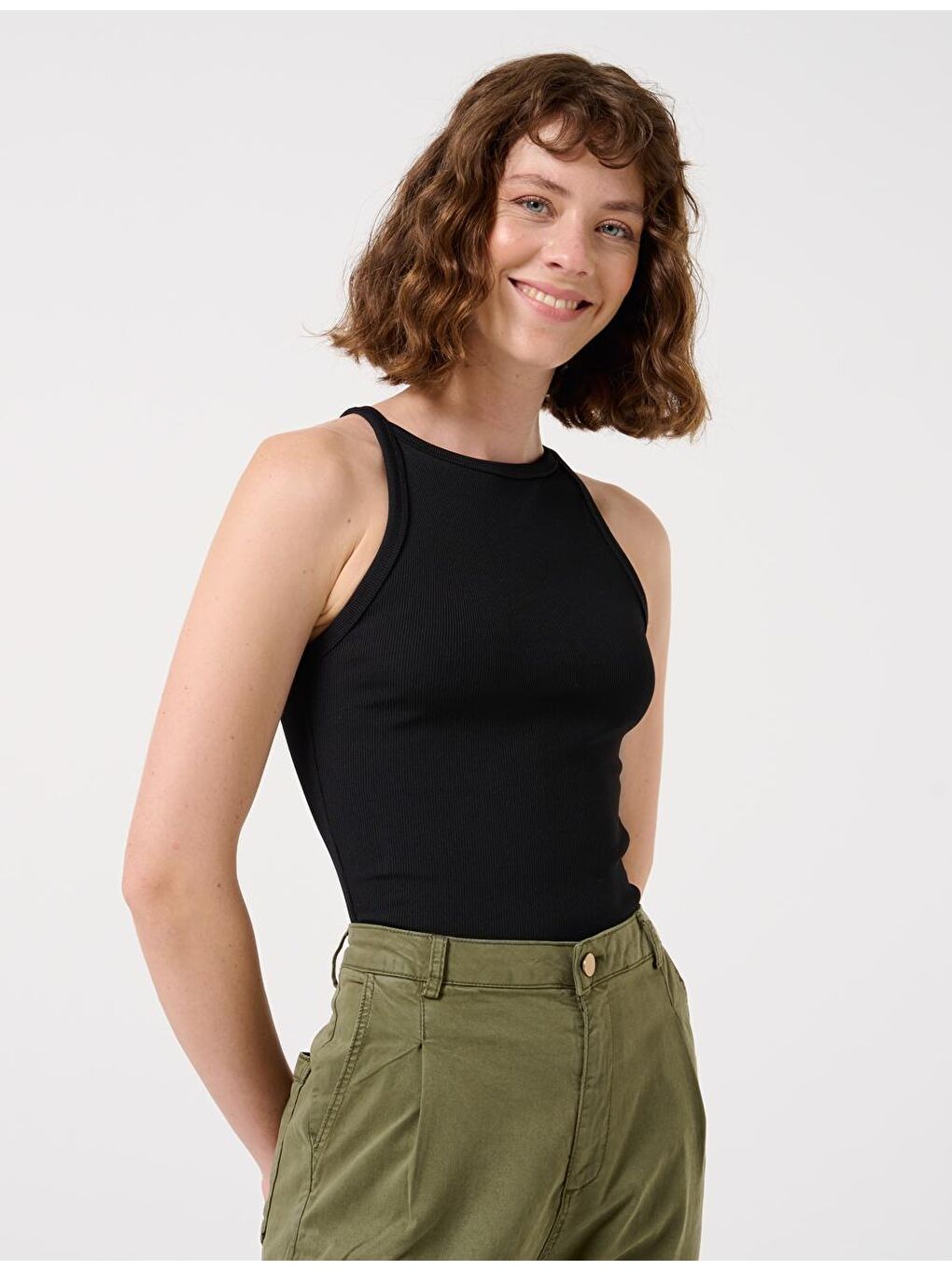 Siyah Dar Kesim Halter Yaka Kolsuz Basic Örme Atlet-4