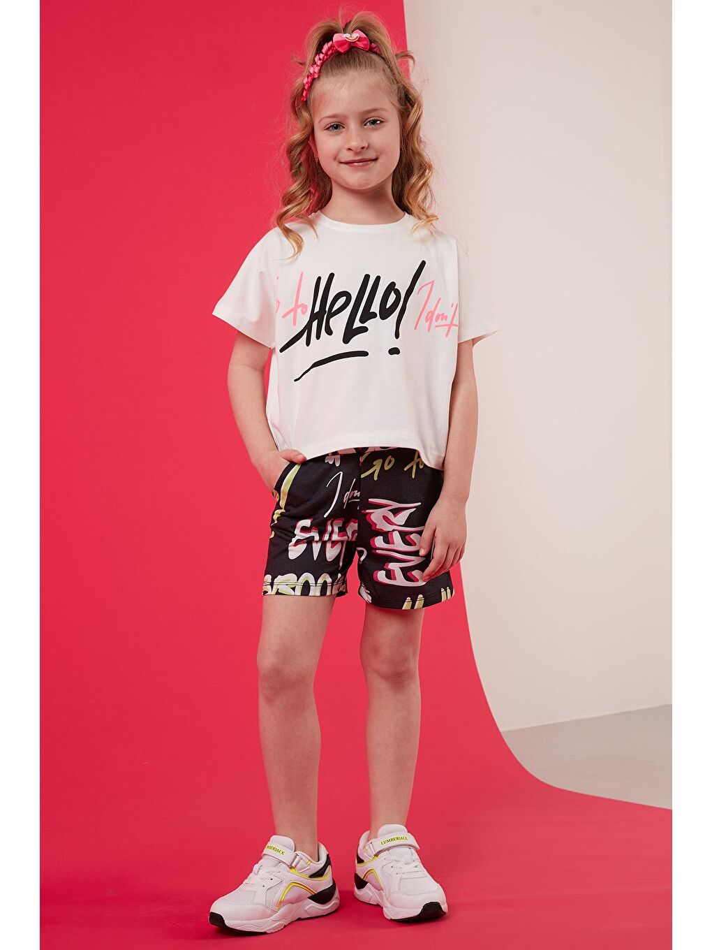 Beyaz Pamuklu Desenli Bisiklet Yaka Şortlu Takım 6189534-1