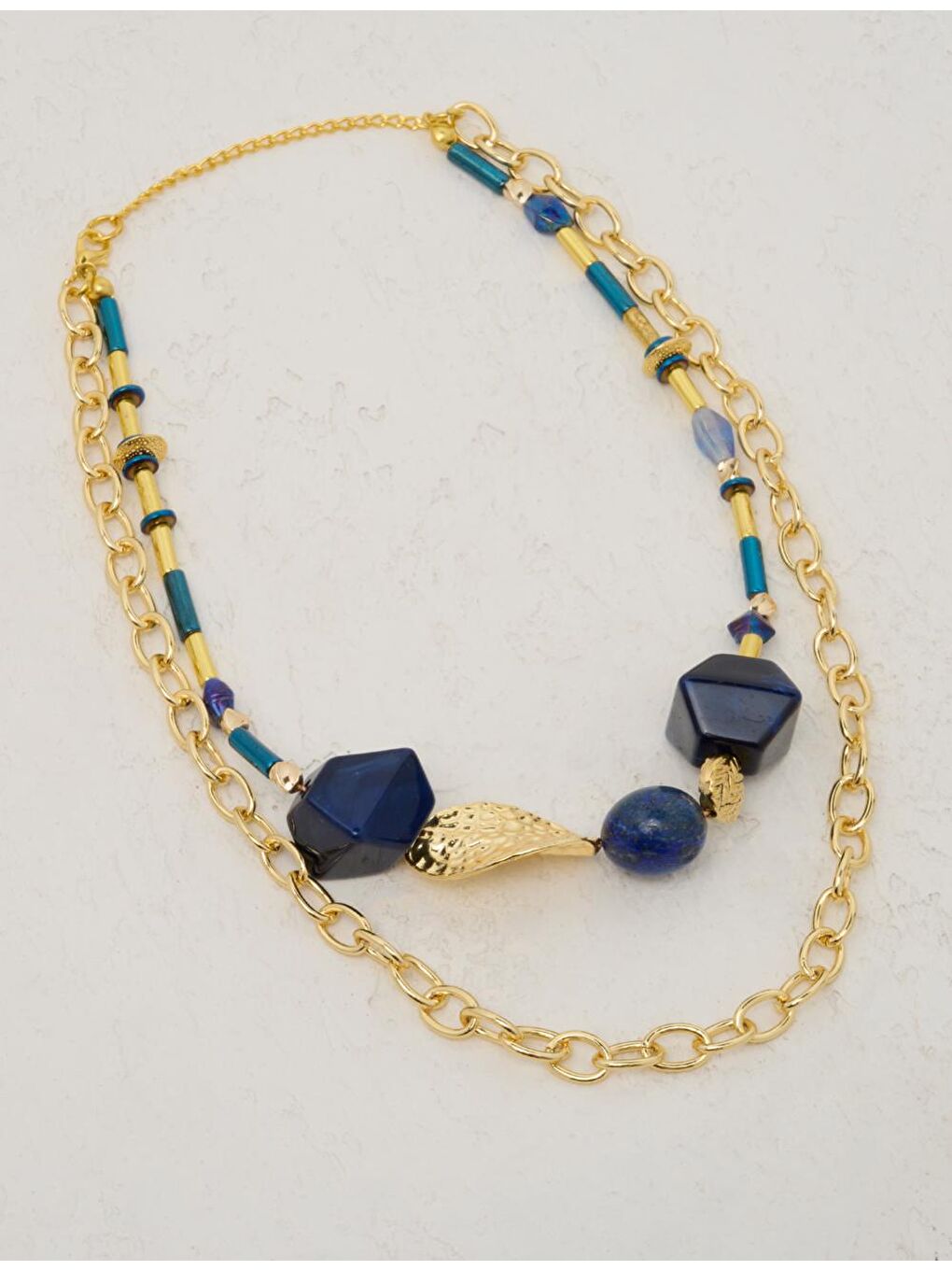 Lacivert Doğal Taşlı Boncuklu Zincir Kolye