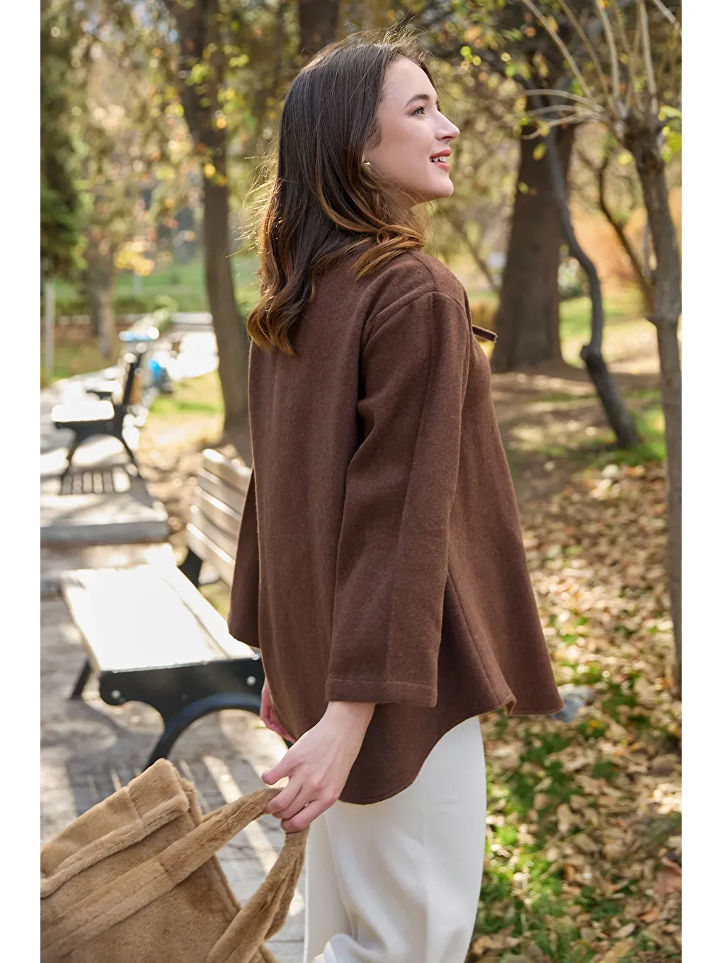 Kahverengi Önü Bağlamalı Oversize Kaşe Hırka-2