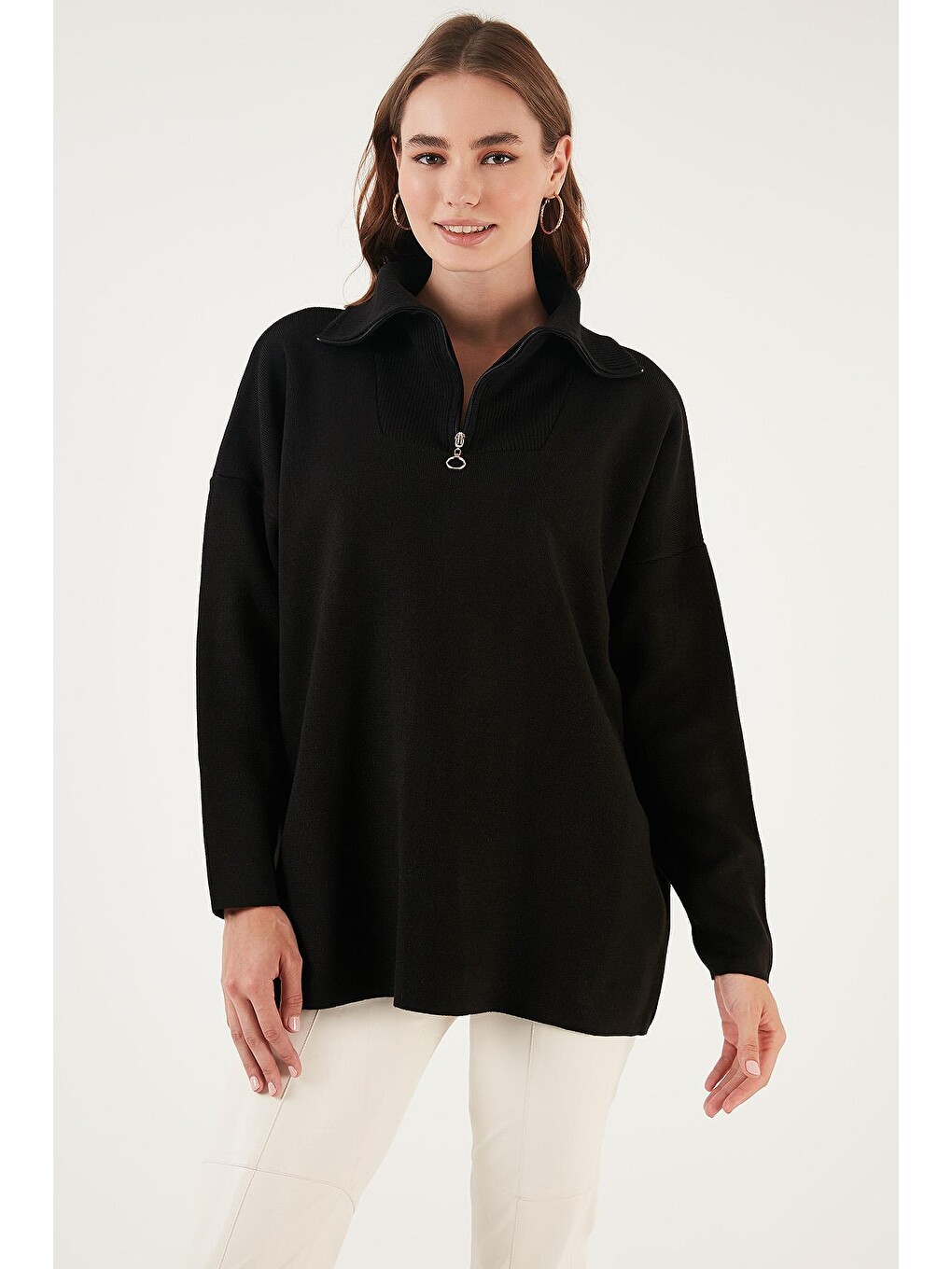 Siyah Yarım Fermuarlı Oversize Triko Kazak 4616079-1