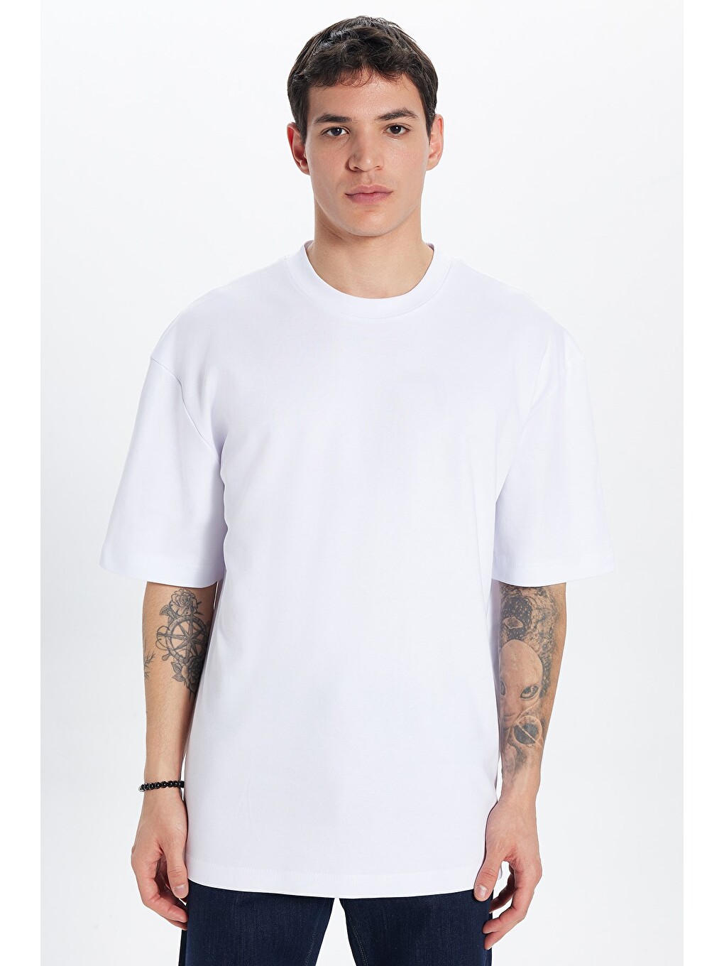 Unisex Oversize Geniş Kesim Pamuklu Yumuşak Dokulu Basic Bisiklet Yaka Beyaz Tişört-2