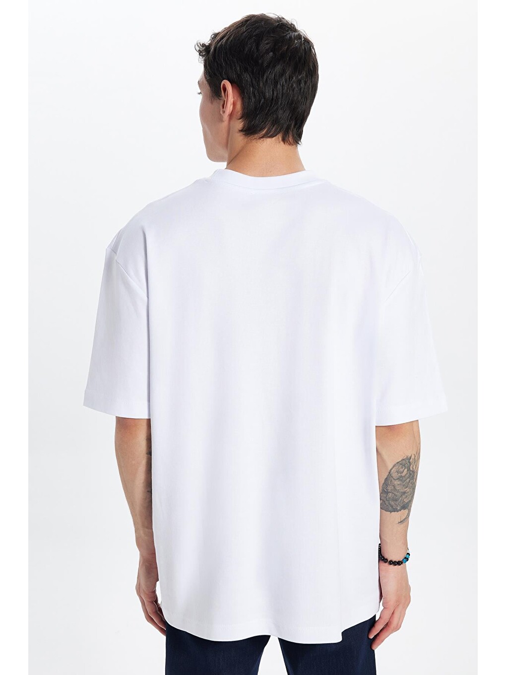 Unisex Oversize Geniş Kesim Pamuklu Yumuşak Dokulu Basic Bisiklet Yaka Beyaz Tişört-5