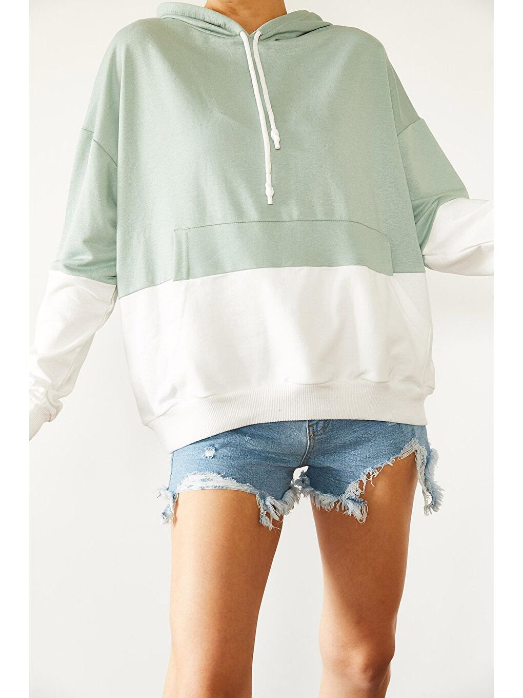 XHAN Su Yeşili Mint & Beyaz Parçalı Sweatshirt 1KXK8-44526-58 - 1