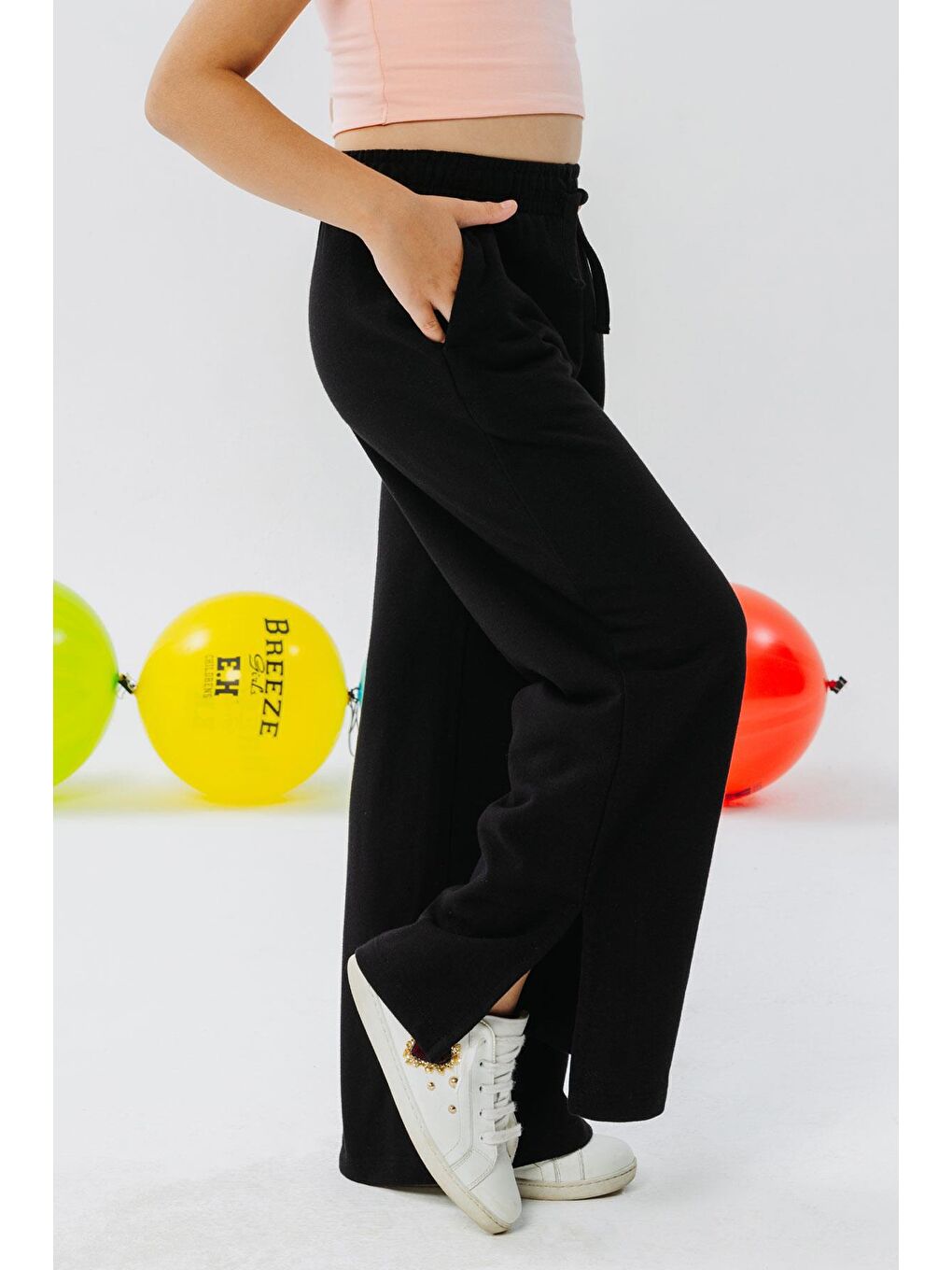 Kız Çocuk Alt Geniş Paça Yırtmaçlı Bağcık Aksesuarlı Cepli Siyah (8-9 Yaş)-1