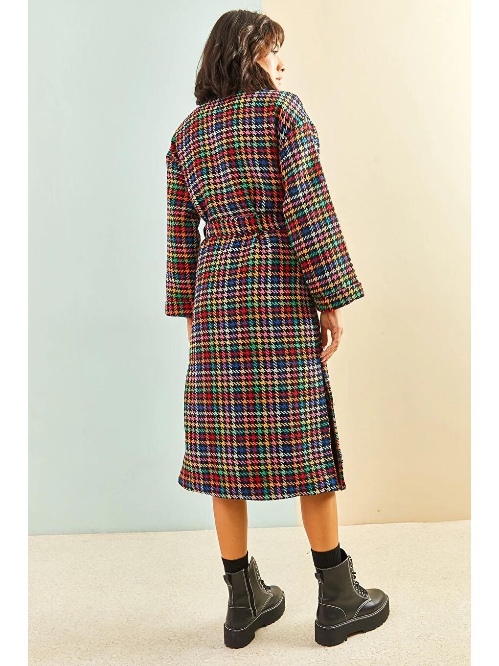 Siyah Kadın Kazayaği Desenli Kuşaklı Büyük Cepli Kaban-2