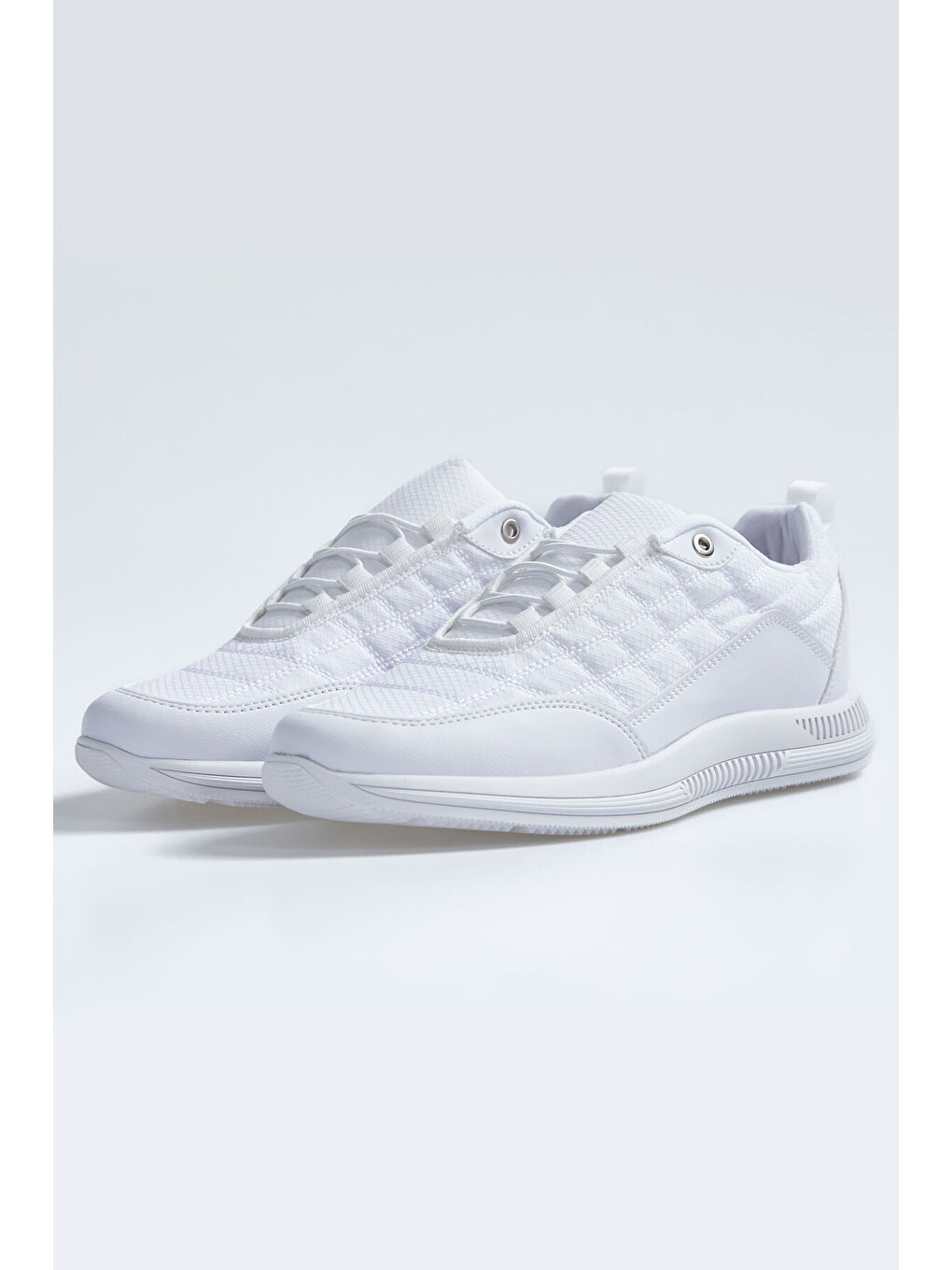 Beyaz Bağcıklı Kapitone Suni Deri Detaylı Erkek Spor Ayakkabı - 89096-1