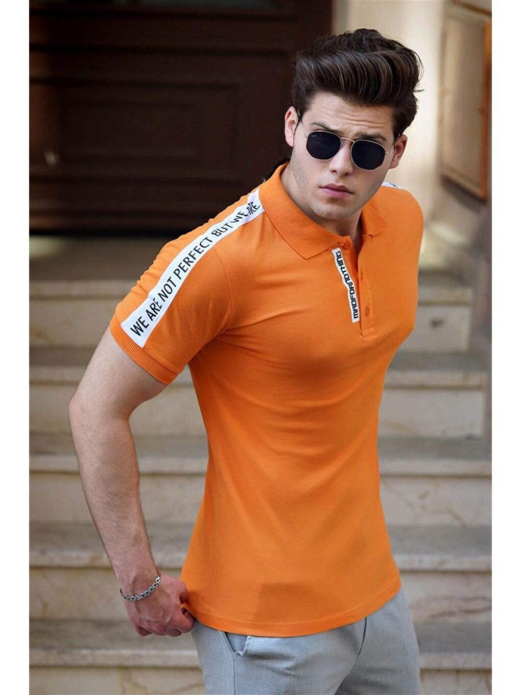 Erkek Polo Yaka Omuzu Şeritli Turuncu Tişört-4616