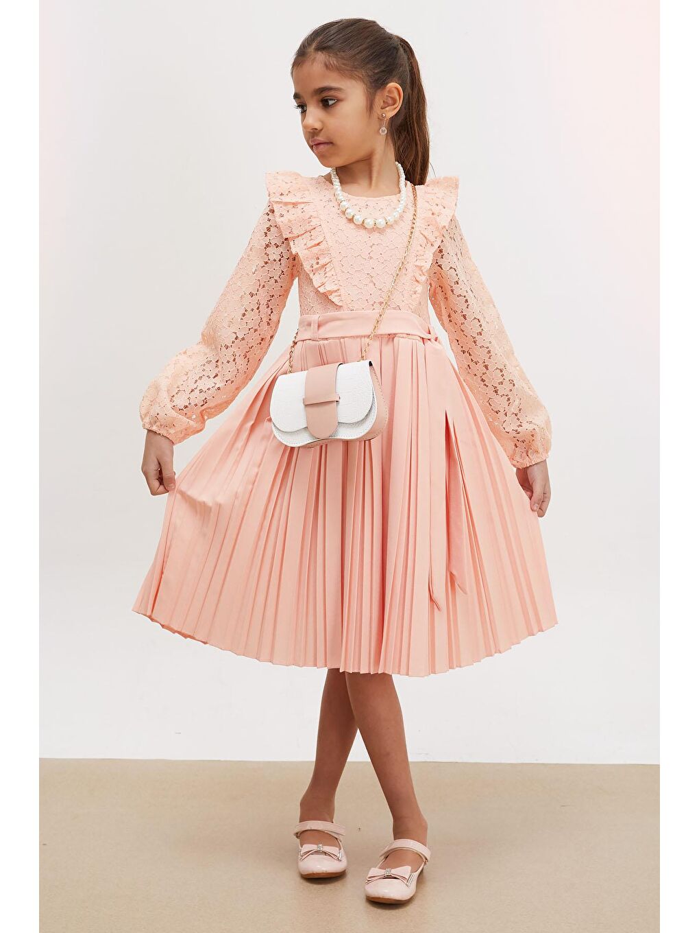 Pembe Somon Dantel Tüllü Kemerli Kız Çocuk Kolye ve Çantalı Elbise 18068-1