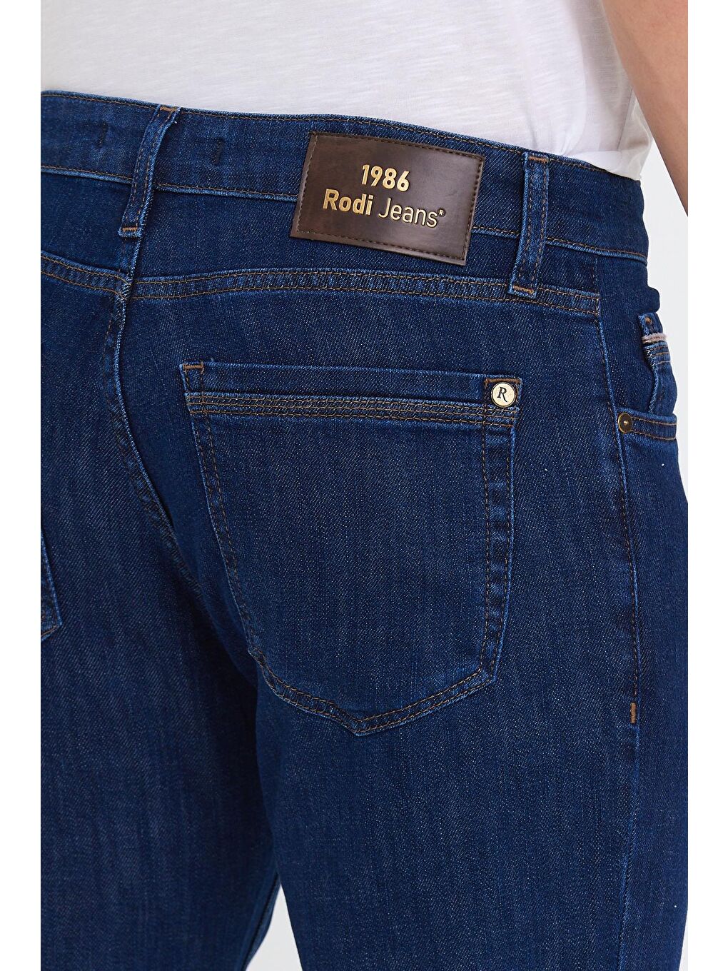 Mavi Erkek Jean Pantolon Slimfit Arjen 630-3