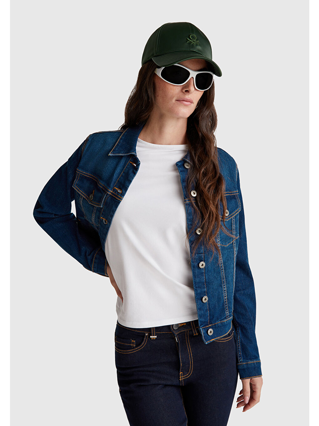 Kadın Beyaz Pamuk Karışımlı Örme Slim Fit Geniş Yaka T-Shirt-4