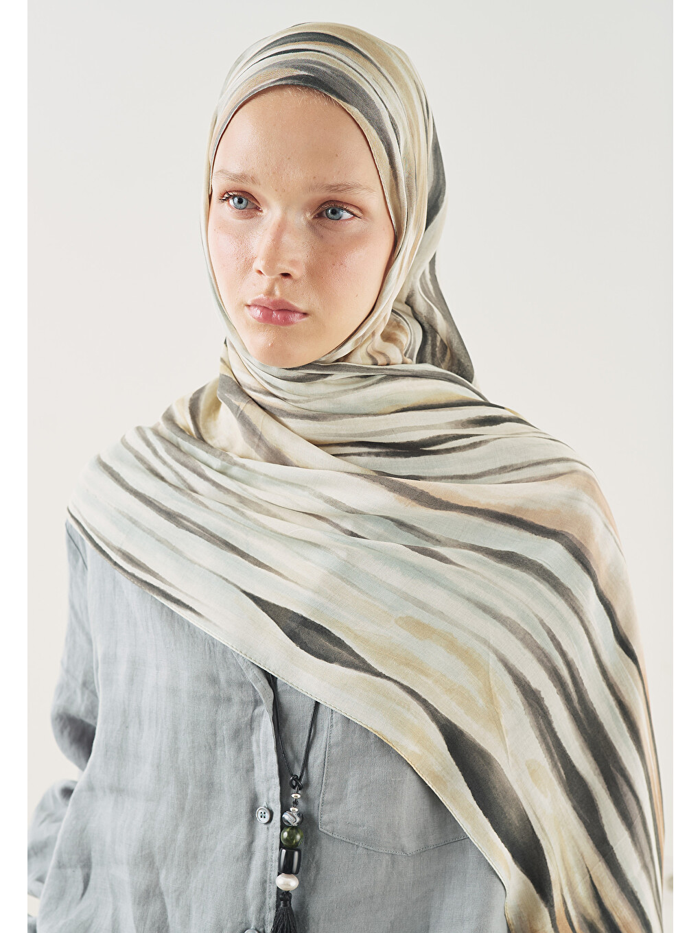 Dark Batik Desen Soft Viskon Şal Siyah-3