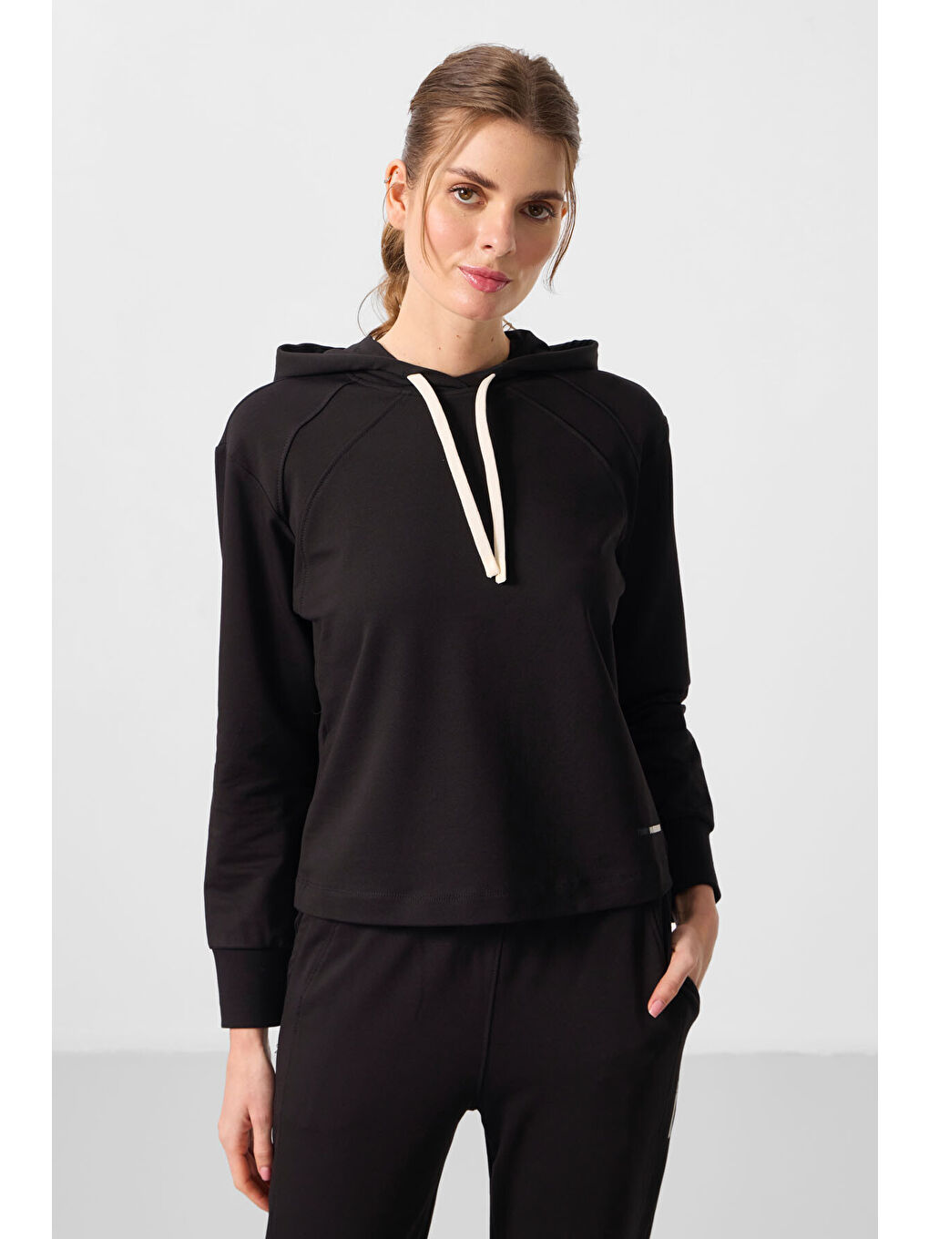 Siyah Kapüşonlu Oversize Kadın Eşofman Takım   95336-2