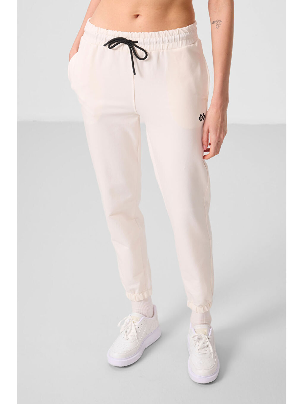 Ekru Dik Yaka Fermuarlı Rahat Form Kadın Eşofman Tunik Takım - 95345-1