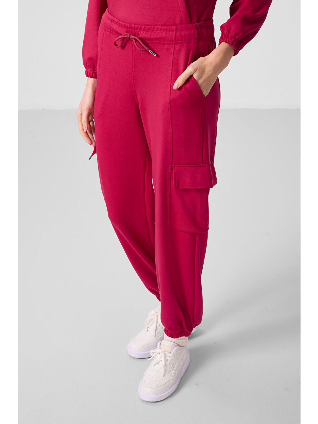 Viva Kırmızı Yumuşak Dokulu Dik Yaka Gizli Fermuarlı Oversize Kadın Eşofman Takım - 95351-1