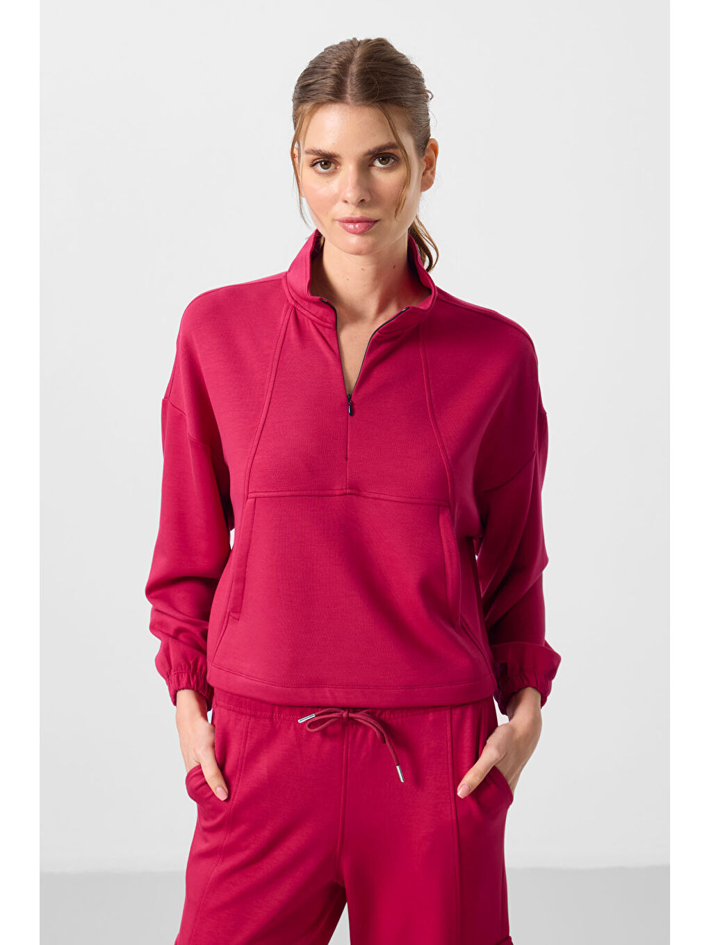 Viva Kırmızı Yumuşak Dokulu Dik Yaka Gizli Fermuarlı Oversize Kadın Eşofman Takım - 95351-2