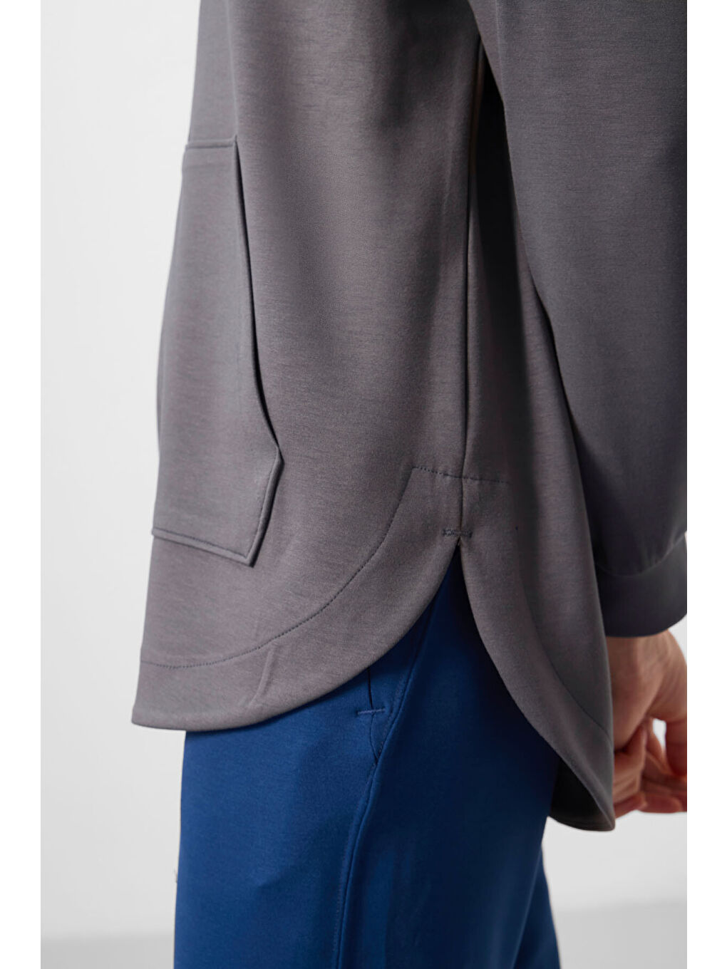 Koyu Gri Yumuşak Dokulu Kapüşonlu Oversize Kadın Tunik Sweatshirt   97302-2