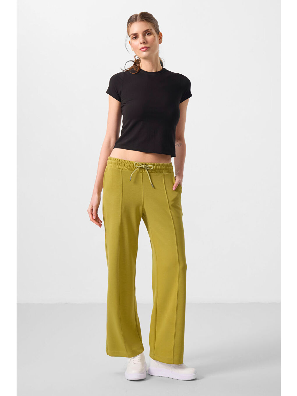 Sarı Koyu Hardal Yumuşak Dokulu Cepli Ön Dikiş Detaylı Kadın Palazzo Pantolon - 94670