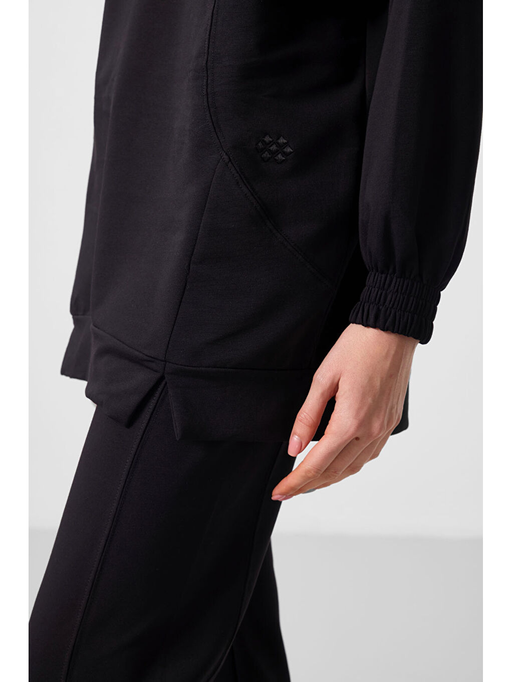 Siyah O Yaka Basic Oversize Kadın Eşofman Tunik Takım - 95347-3