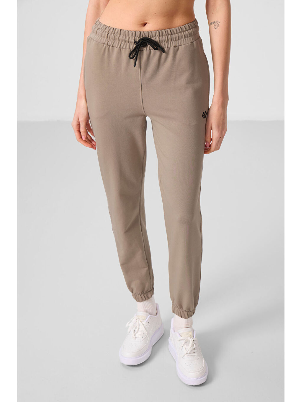 Koyu Bej Dik Yaka Fermuarlı Rahat Form Kadın Eşofman Tunik Takım - 95345-1