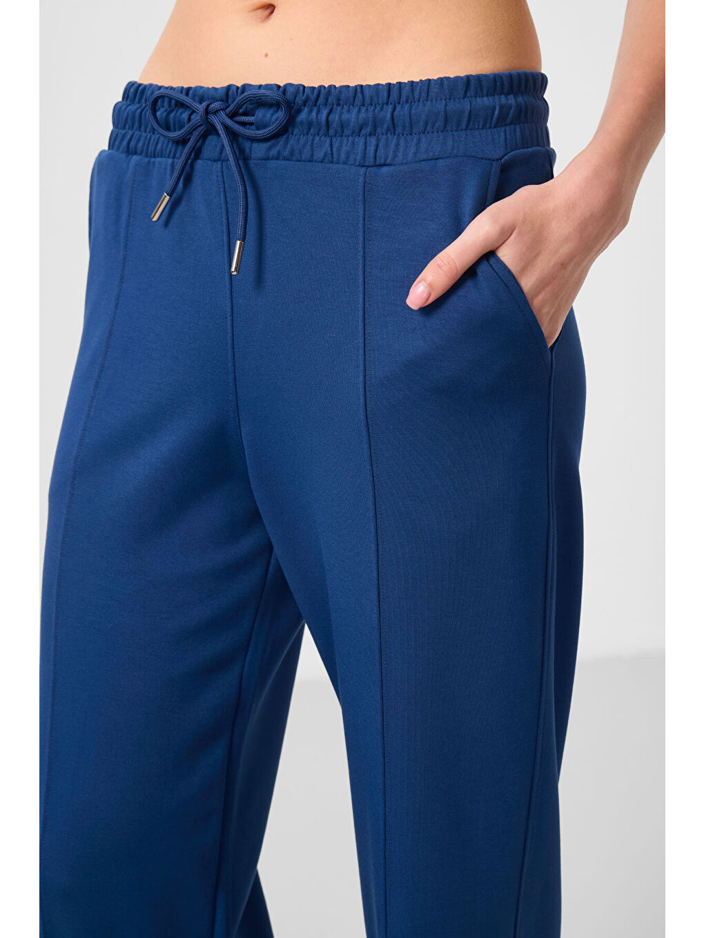 Mavi Parlament Yumuşak Dokulu Cepli Ön Dikiş Detaylı Kadın Palazzo Pantolon - 94670-2