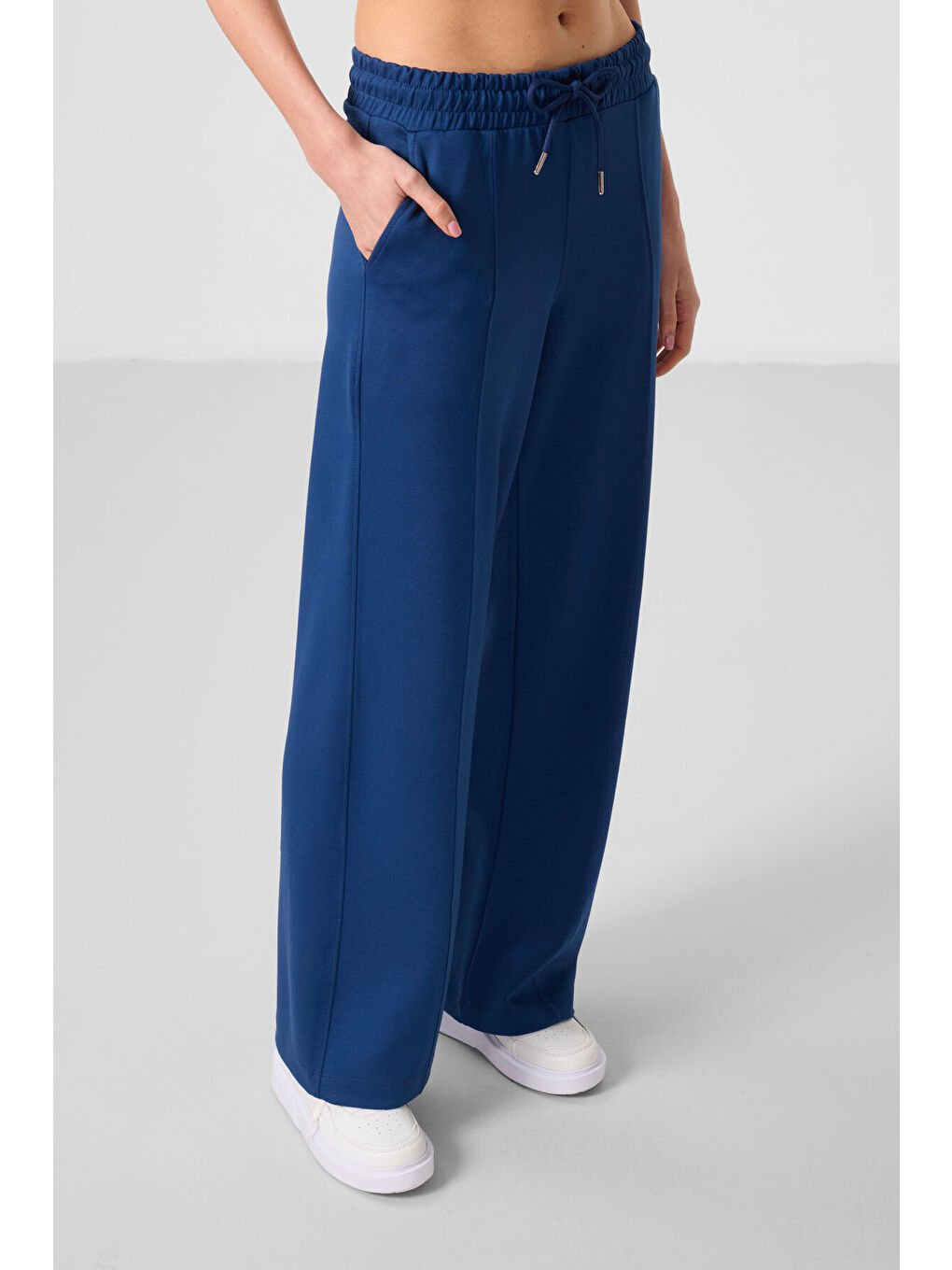 Mavi Parlament Yumuşak Dokulu Cepli Ön Dikiş Detaylı Kadın Palazzo Pantolon - 94670-3