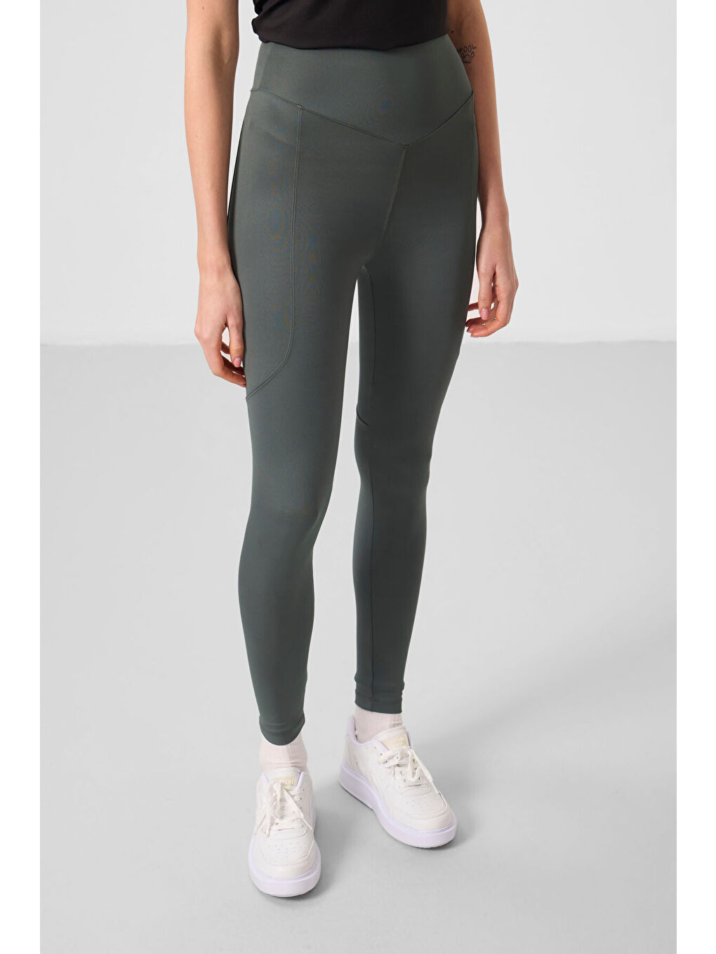 Haki Polyester Standart Fit Esnek Performans Kadın Tayt - 94666-3