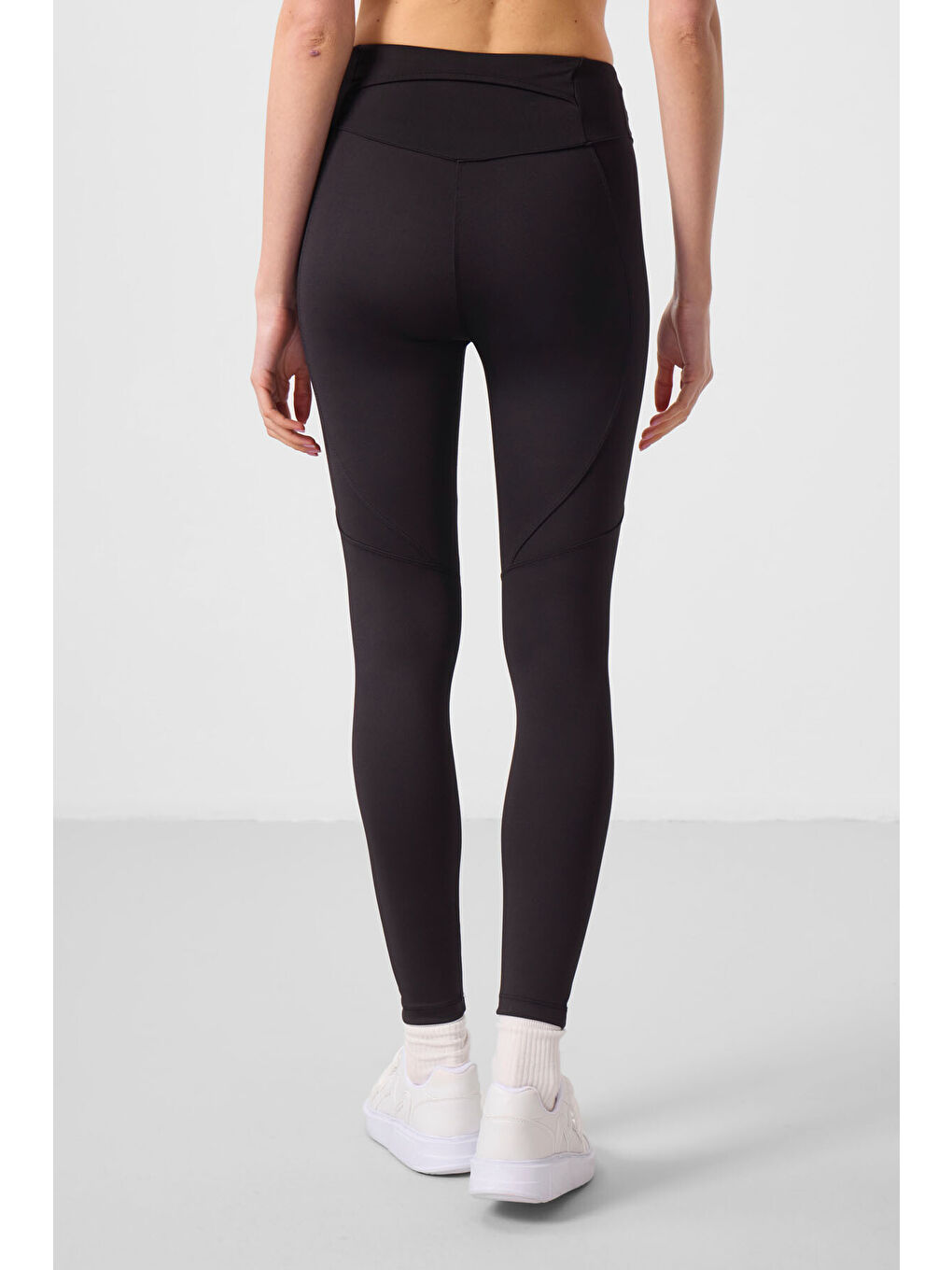 Siyah Polyester Standart Fit Esnek Performans Kadın Tayt - 94666-4