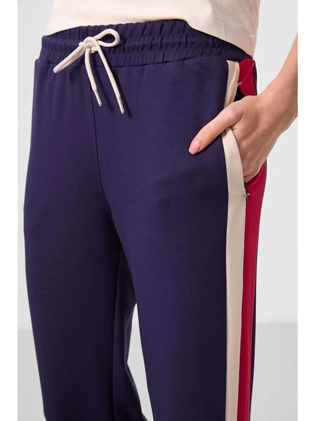 Koyu Mor Yumuşak Dokulu Yan Panel Detaylı Geniş Paça Kadın Palazzo Pantolon - 94671-2