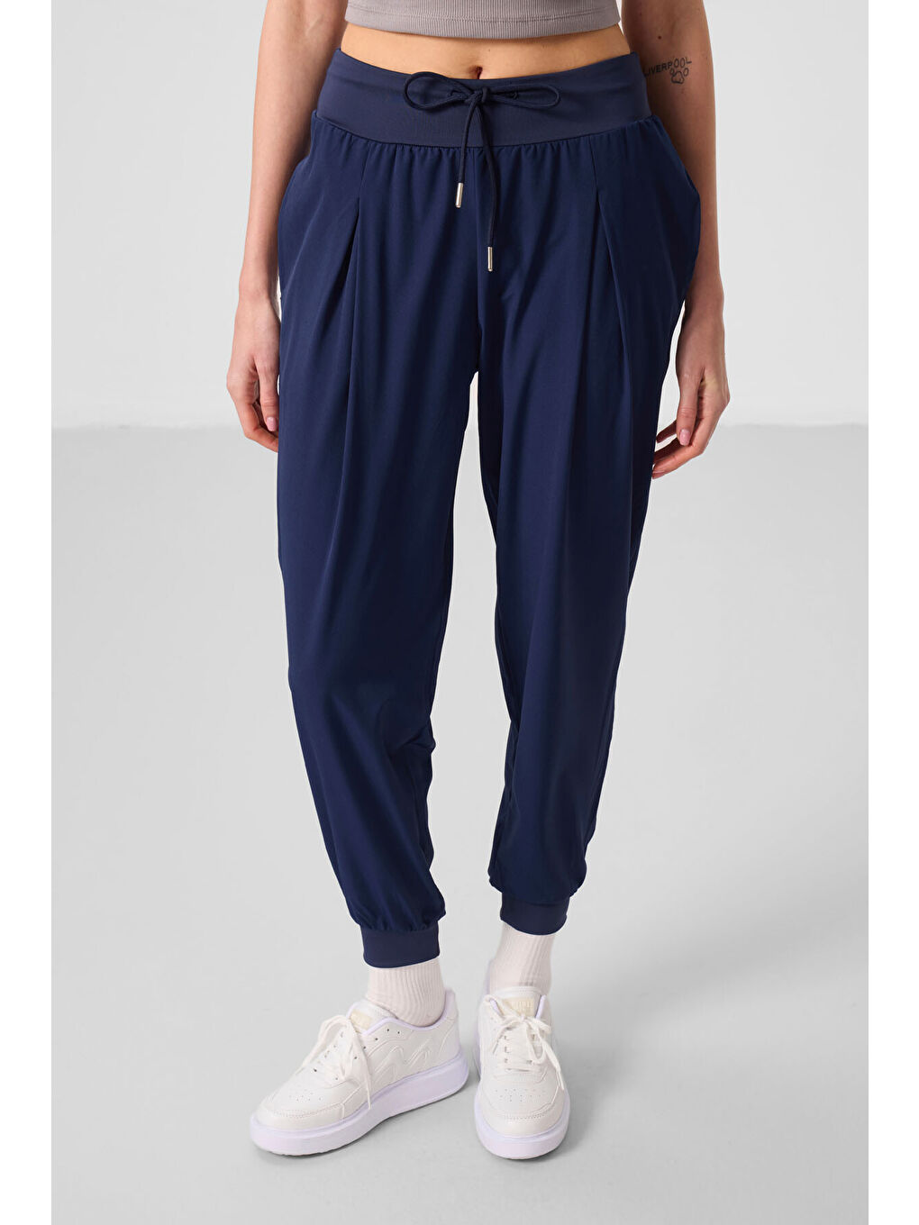 İndigo Polyester Cepli Standart Kalıp Kadın Pantolon - 94677-1