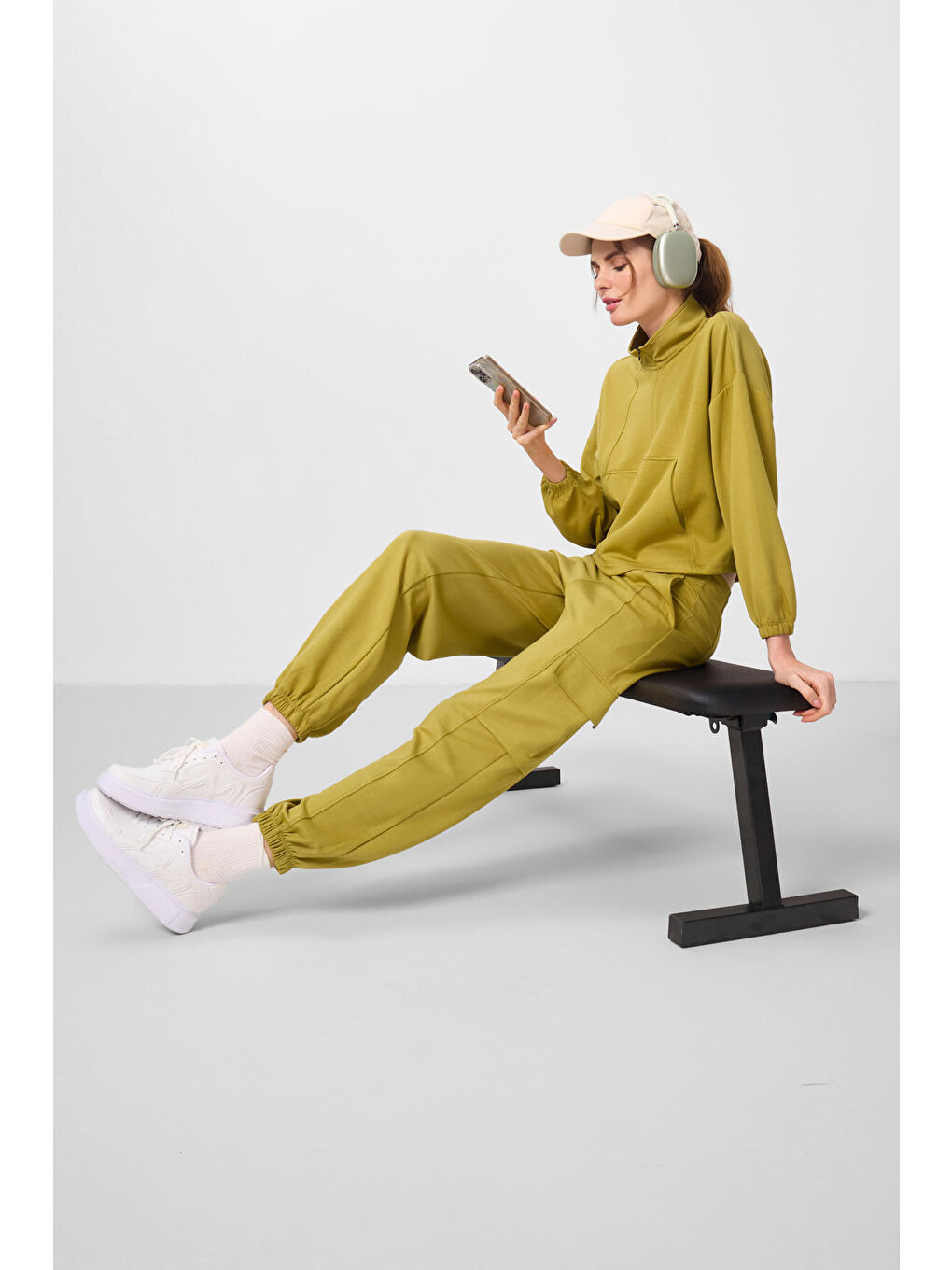 Sarı Koyu Hardal Yumuşak Dokulu Dik Yaka Gizli Fermuarlı Oversize Kadın Eşofman Takım - 95351