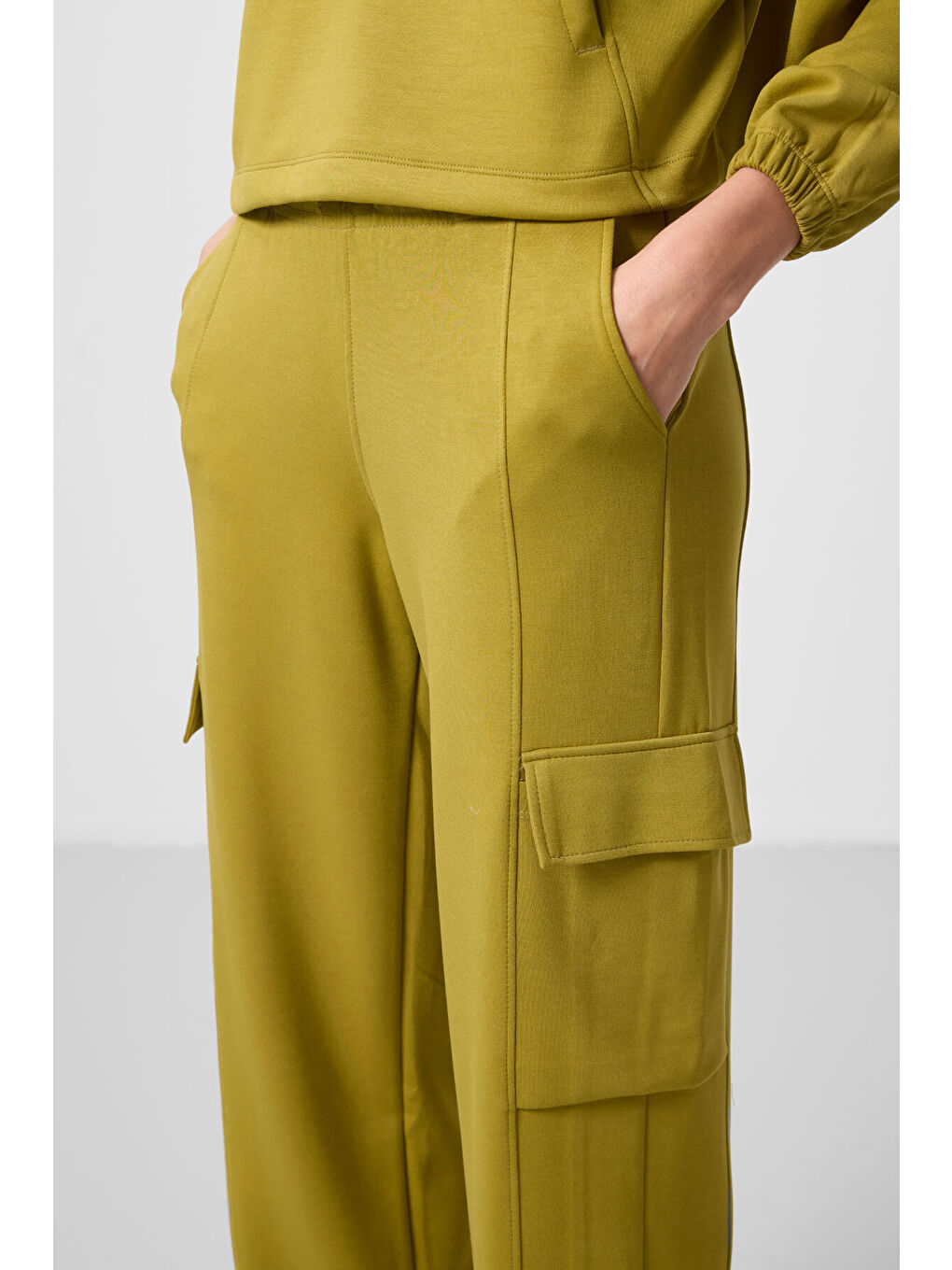 Sarı Koyu Hardal Yumuşak Dokulu Dik Yaka Gizli Fermuarlı Oversize Kadın Eşofman Takım - 95351-3