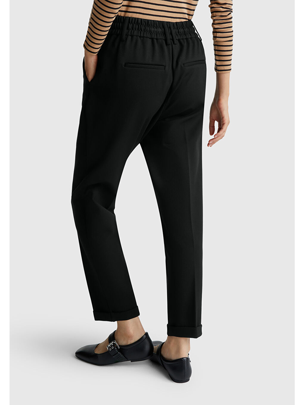 Kadın Siyah Beli Lastikli Pantolon-3