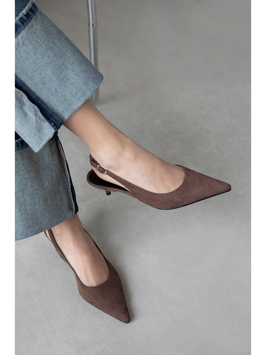 Kahverengi Cuesta Kadın Topuklu Süet Ayakkabı Kahve-1