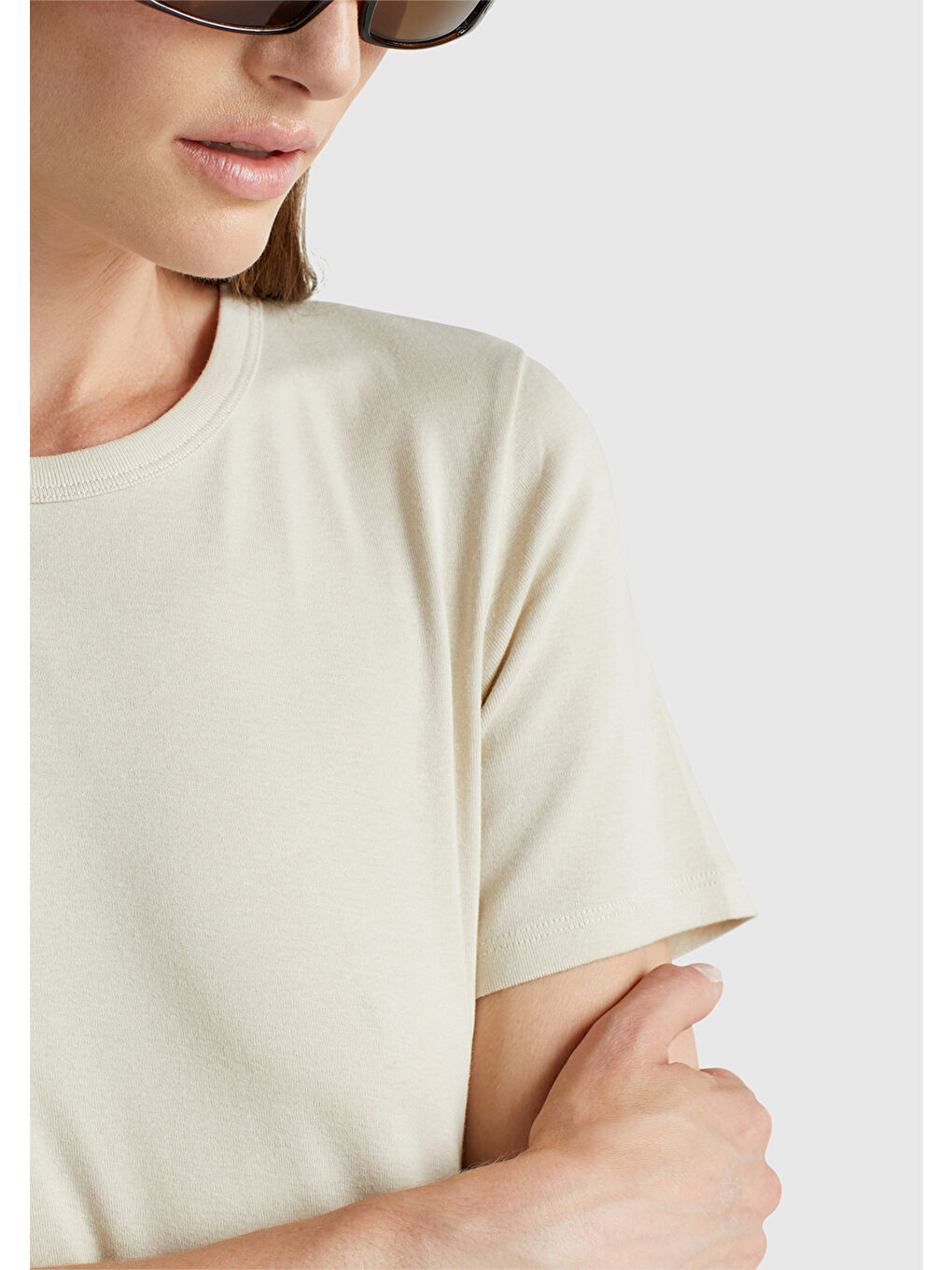 Kadın Bej 100 Pamuk Basic Kısa Kollu Bisiklet Yaka T Shirt-5