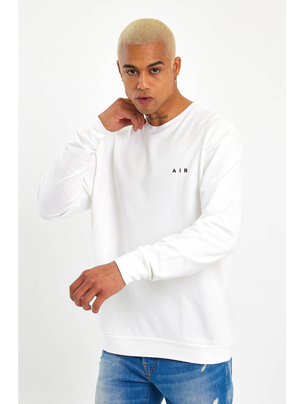 Beyaz Erkek Bisiklet Yaka Regular Kalıp İnce Air Baskılı Sweatshirt Spr24sw124