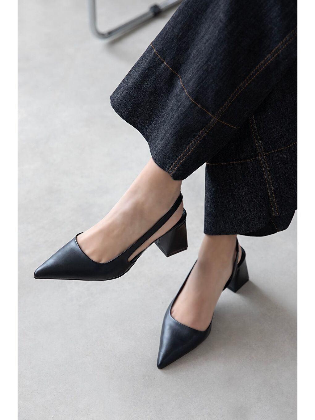 Luan Kadın Deri Topuklu Ayakkabı Siyah-1